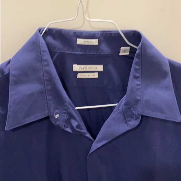 Men’s VanHeusen button down shirt - Picture 2 of 5